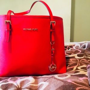 Michael Kors Tote Style